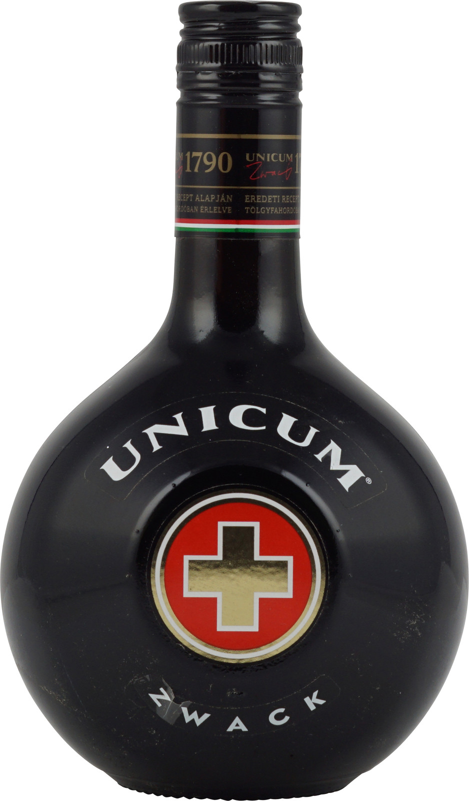 Zwack Unicum Kräuterlikör im Shop kaufen.